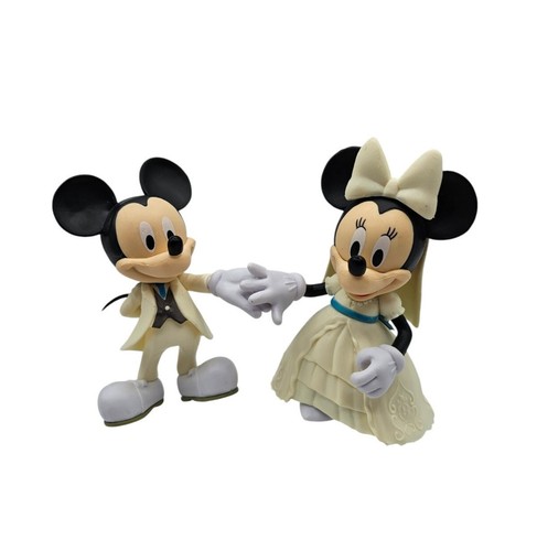 Disney mickey and minnie - mickey,