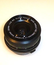OLYMPUS OM fit VIVITAR  28mm F2.8 WIDE ANGLE LENS NEEDS AN INTERNAL CLEAN  (615)