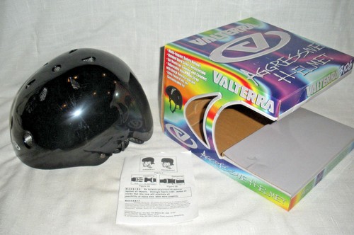 New valterra helmet - new!!,