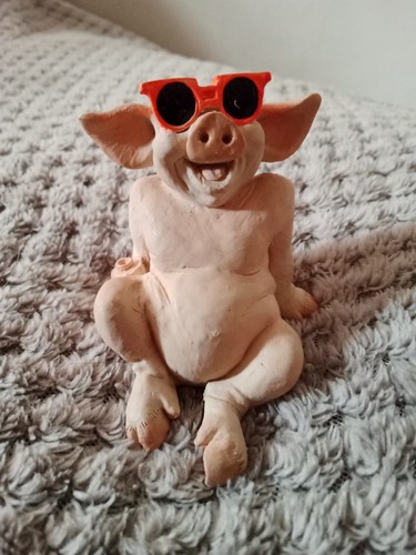 Pigtails resin pig figurine - resin,