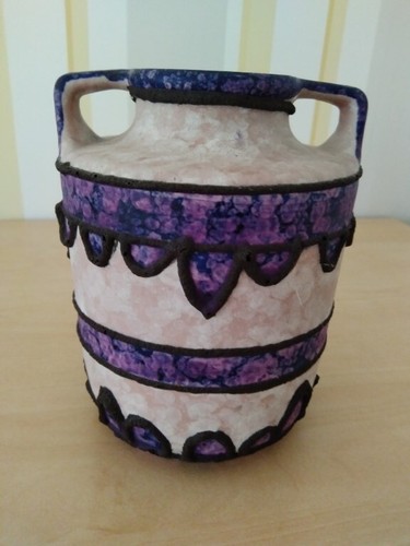 Vintage pottery urn - urn, style