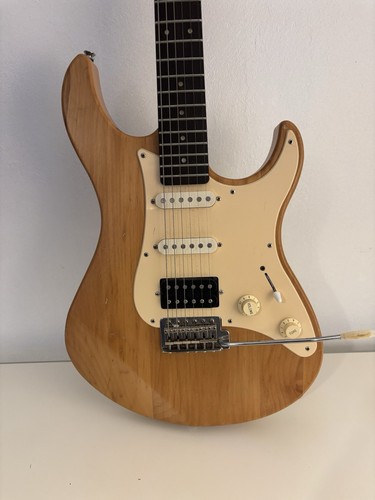 Yamaha pacifica 112 - yamaha,