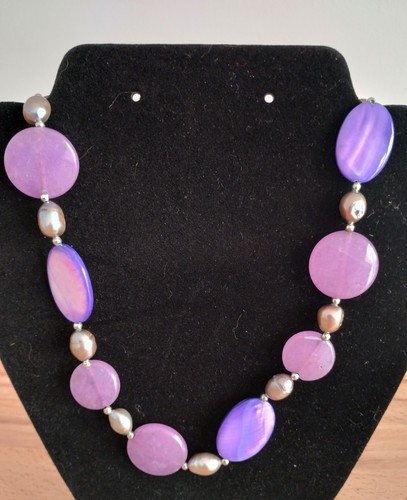 Real pearls and mother - real,