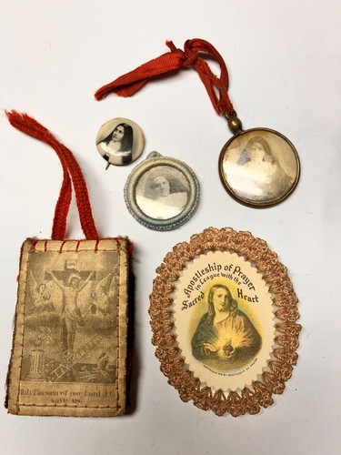 Scapulars three - 2,