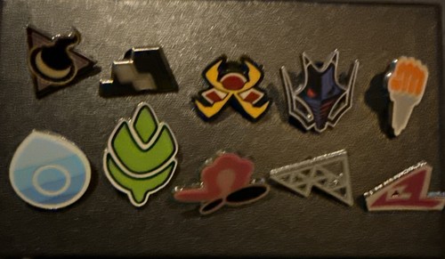 10x pokemon gym badge pins - 10x,