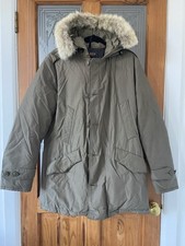 Woolrich Men’s Polar Parka Coat With Hood Size Medium Khaki