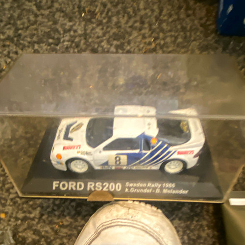 Ixo ford rs2000 1986 - rs2000,