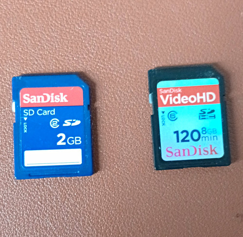 Sandisk lot cards 2gb sd - 2,