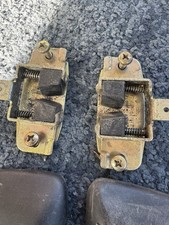 Tailgate lock catches - t4,
