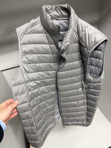 Uniqlo men medium gray - men’s,