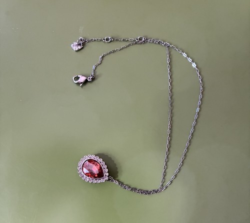 Authentic swarovski burgundy - authentic,