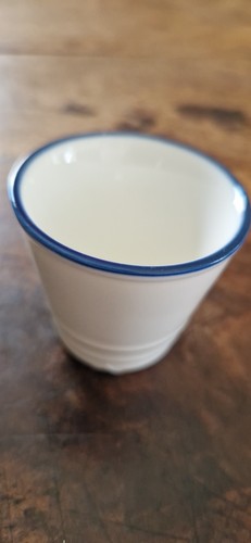 White farmhouse egg - farmhouse, 5cm