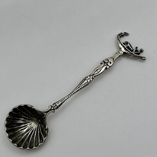 Continental silver shell spoon - silver,