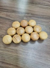 12 Pine Knobs 38mm Varnished