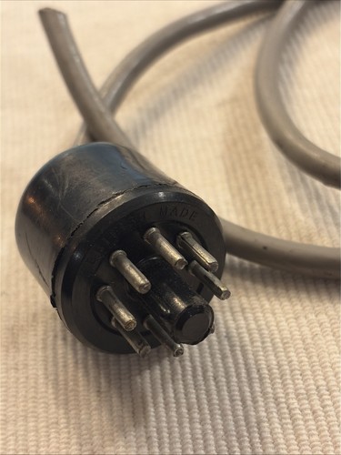Pin octal plug socket - plug, male
