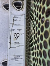 Lyte Triple Ladders Aluminium 9 Rung 22ft 8ft Closed Used Good Condition