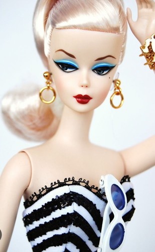 Debut barbie doll fashion - barbie,