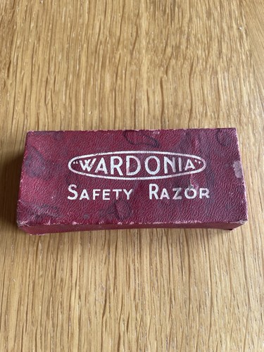 Vintage wardonia safety razor - wardonia,