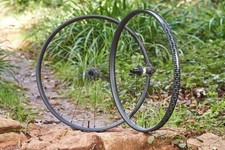 Roval Traverse Alloy 350