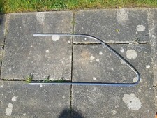 ESCORT Mk1 ESCORT 1300E DRIVERS FRONT O/S/F 2 DR CHROME OUTER TRIM OFFSIDE XL