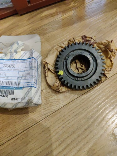 Alfa romeo gear cog gearbox - romeo,