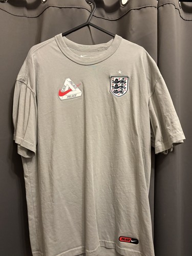 Palace england nike tri - palace, tri-ferg