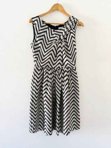 Untold dress size bnwt - bnwt,