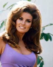 RAQUEL WELCH Poster Print