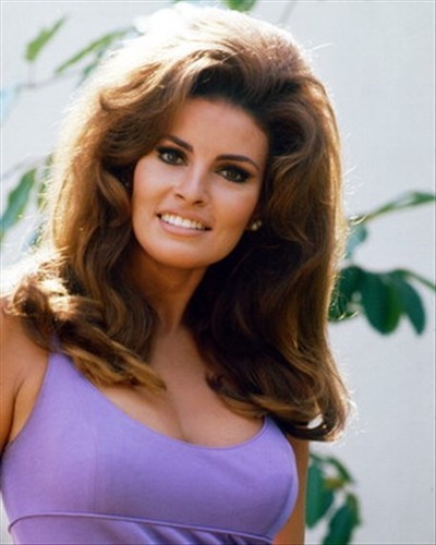 Raquel welch poster print - raquel,