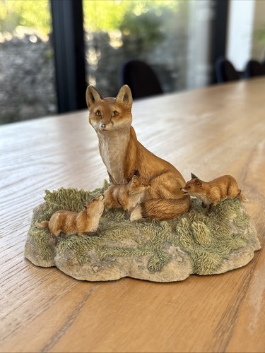 Border fine arts - fine, fox"