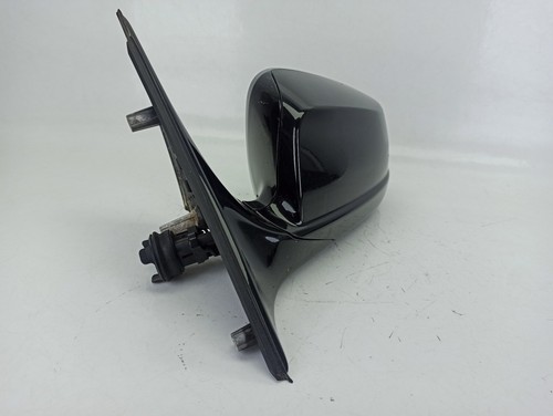 F0153401u6680 left rearview - left,