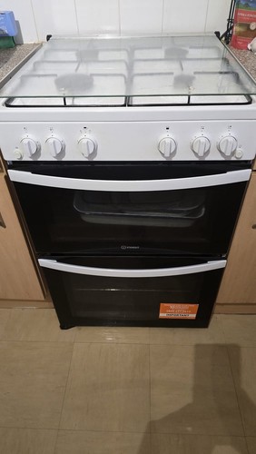 Indesit double oven - gas, cooker