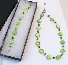 Asst Colours Handmade Pretty