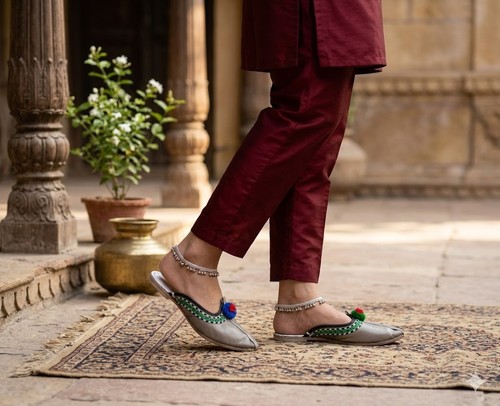 Women traditional clogs - traditional,