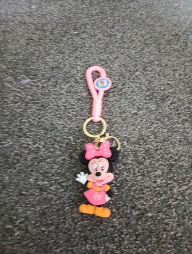Minnie mouse keyring - minnie,