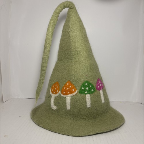 Handcrafted wool felt hat from - wool,