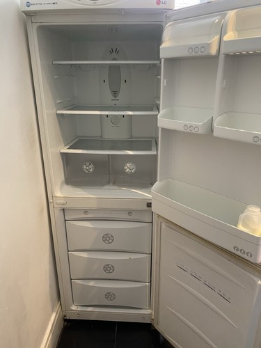Fridge freezer - lg,