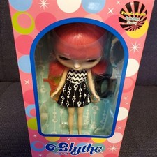 TAKARA  TOMY Neo Blythe Prima
