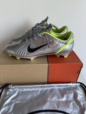 Nike Mercurial Vapor RGN 1 UK10 Silver R9 Box & Bootbag