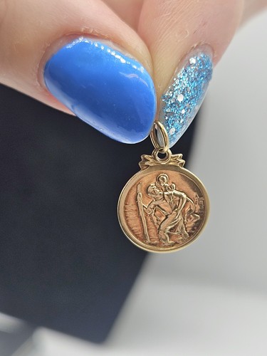 Pre loved 9ct gold - loved,