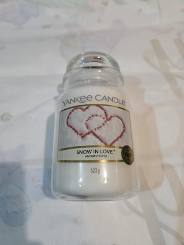 Yankee candle snow - candle, love