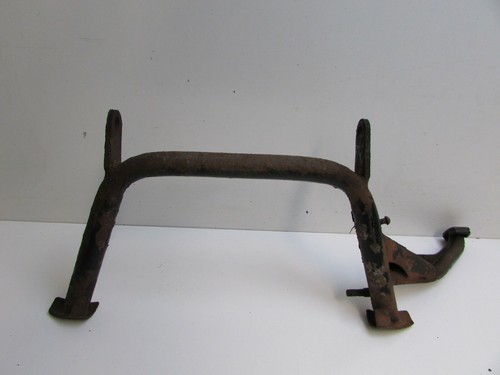 Honda fes250 centre stand - centre,