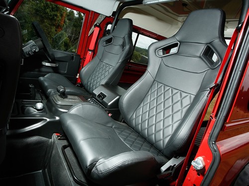 Land rover defender - rover,
