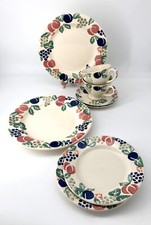 2 - 4Pc Place Setting of Royal