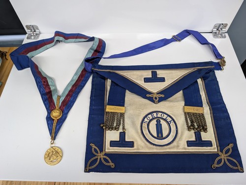 Vintage norfolk masonic apron - norfolk,