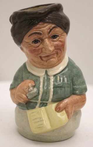 Royal doulton small character - royal,