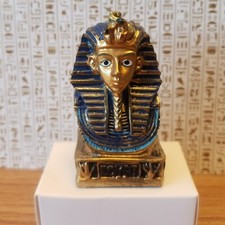 EGYPTIAN TUTANKHAMUN statue