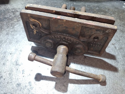 Antique ward mayne anvil - ward,