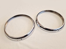 MORRIS MINOR 1000 1956-71 NOS GENUINE LUCAS OUTER HEADLAMP RIMS x 2 (500929)