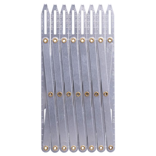 Expanding equal space divider - expanding,